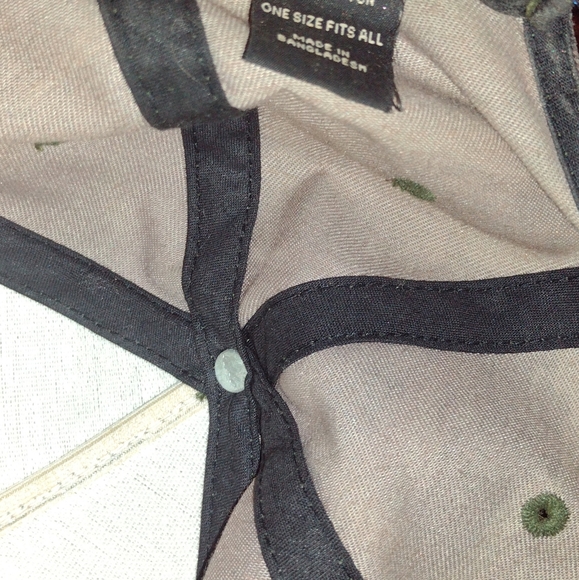 Men's- (Unisex) Obey Snapback Hat - Picture 4 of 7